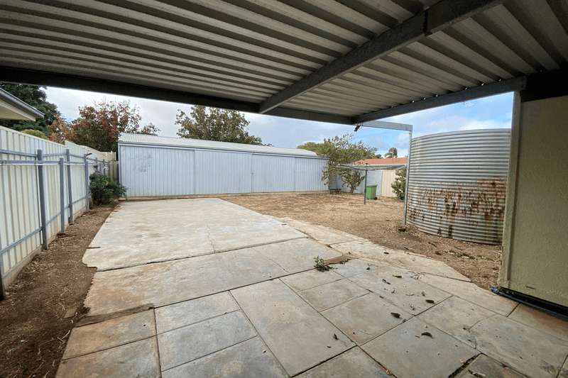 2 Dunbarton Street, Windsor Gardens, SA 5087