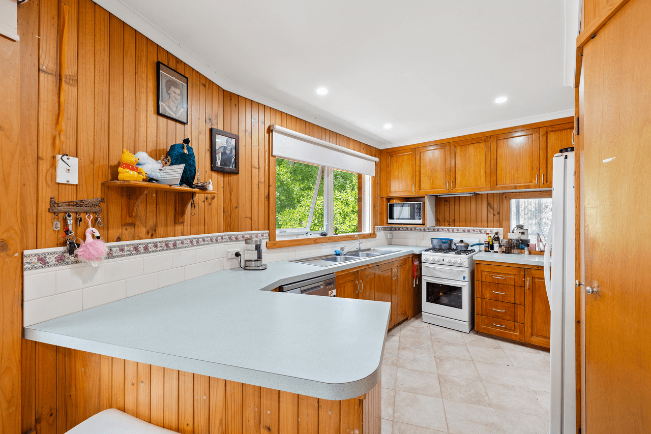 76 Lusher Road, CROYDON, VIC 3136