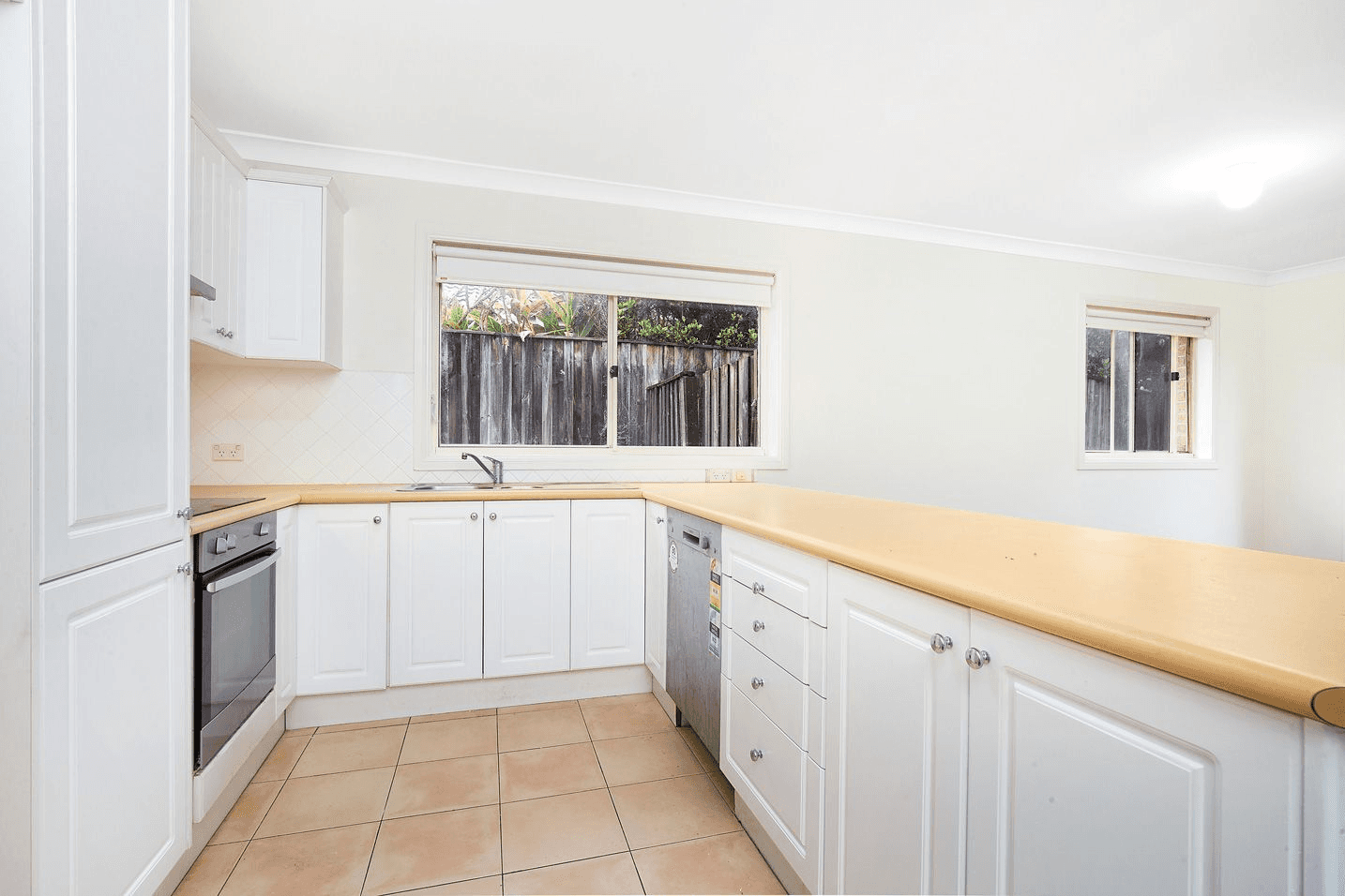 733g Warringah Road, Forestville, NSW 2087