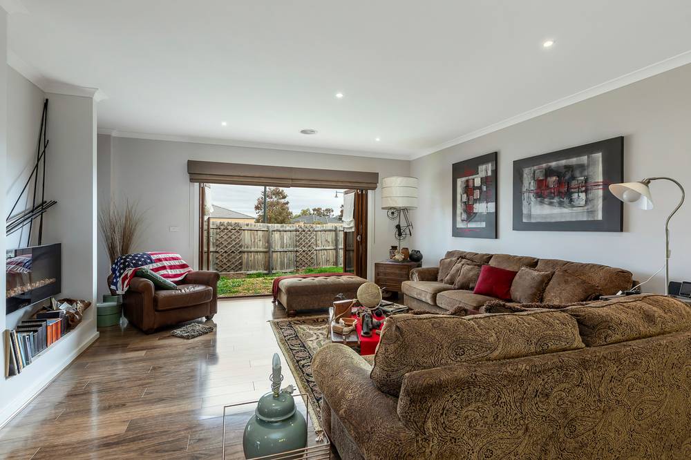 74 Dalray Crescent, Kurunjang, VIC 3337