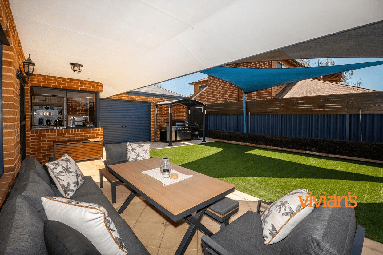 30 Samphire Road, CANNING VALE, WA 6155