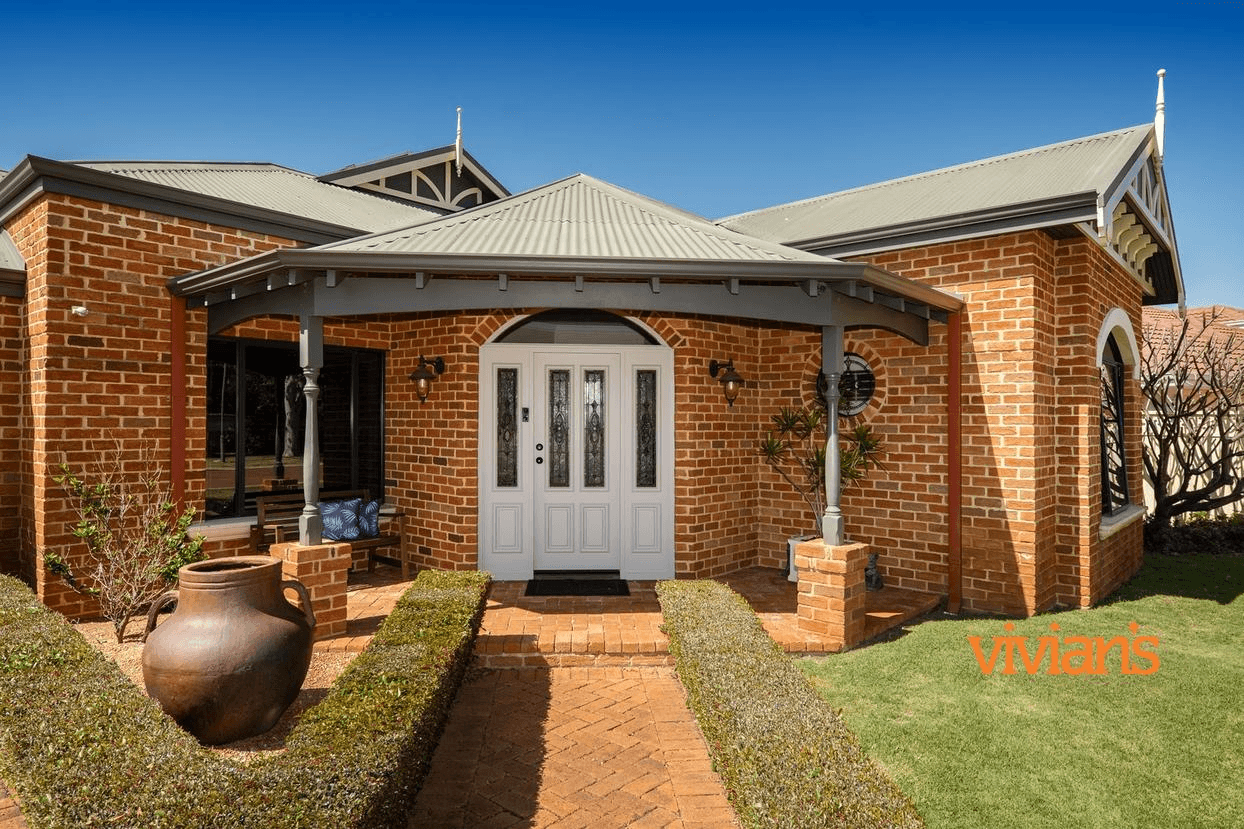 30 Samphire Road, CANNING VALE, WA 6155