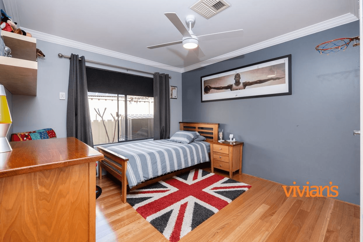 30 Samphire Road, CANNING VALE, WA 6155