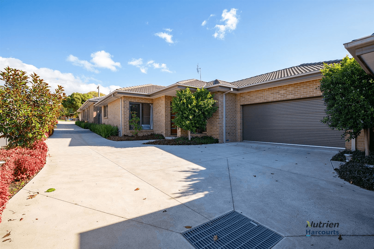 2/27 Abeckett Street, YEA, VIC 3717