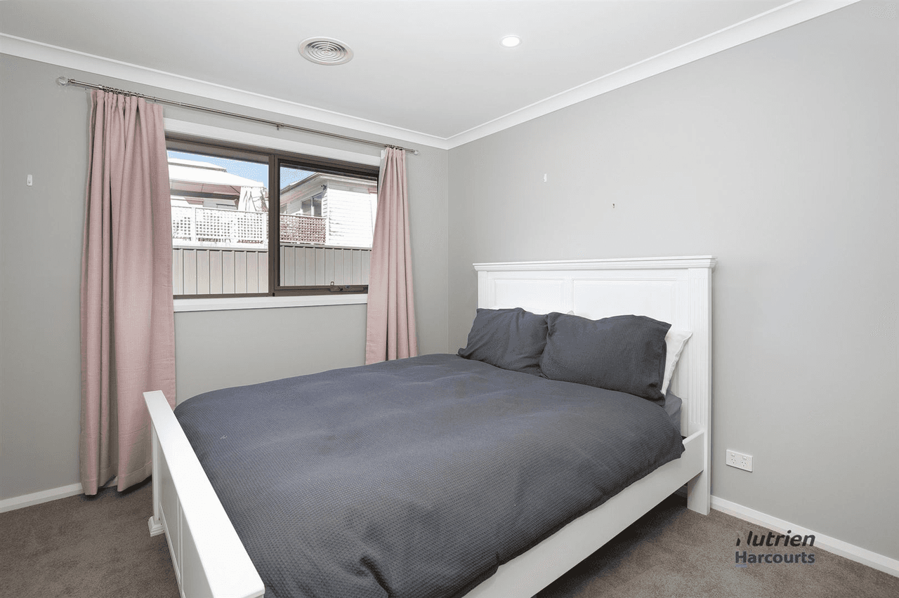 2/27 Abeckett Street, YEA, VIC 3717