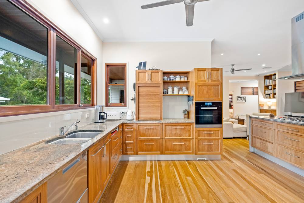 48 Toolara Road, TIN CAN BAY, QLD 4580