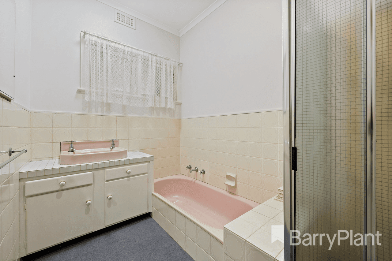 6 Ritchie Street, Brown Hill, VIC 3350