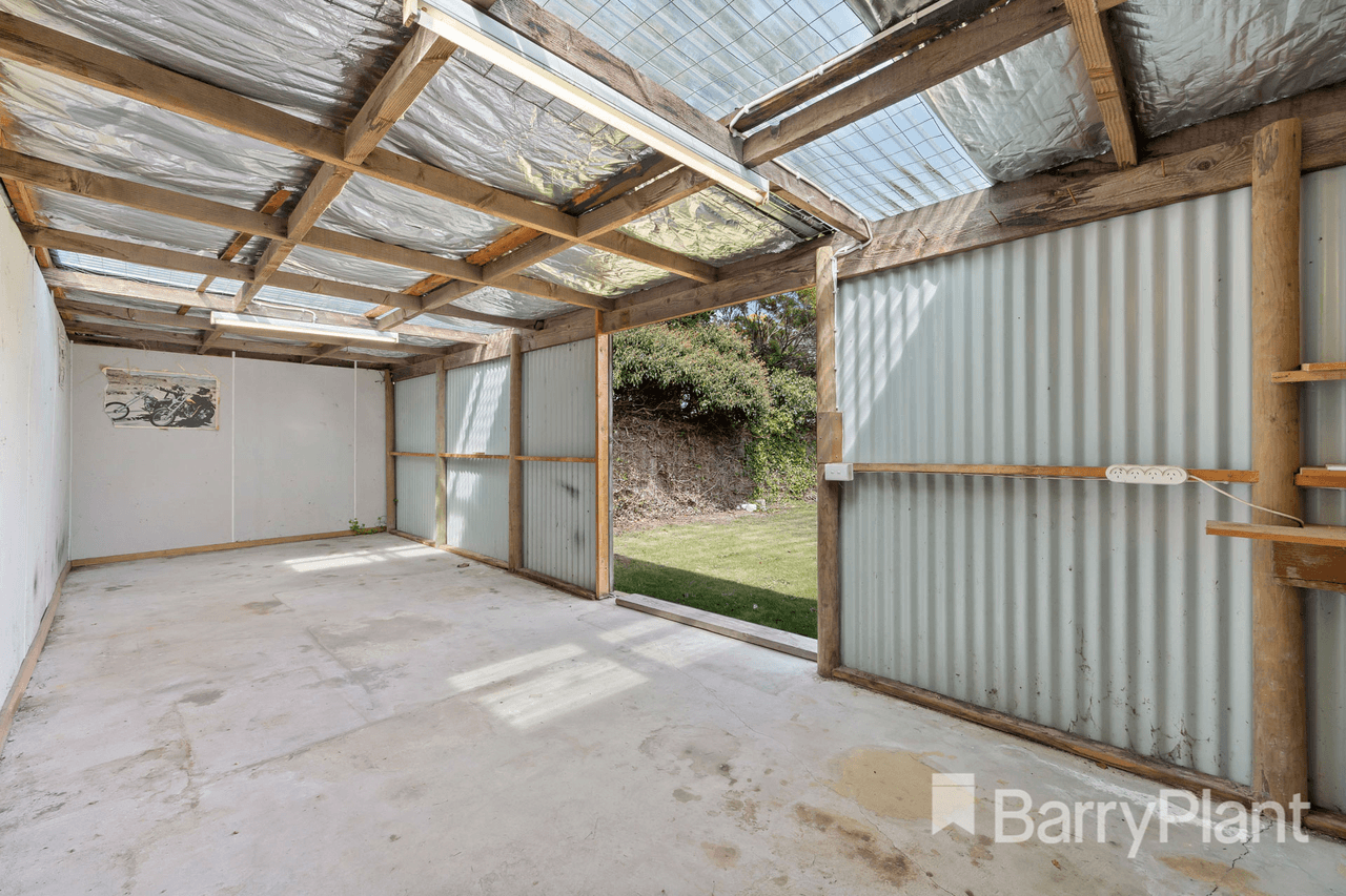 6 Ritchie Street, Brown Hill, VIC 3350