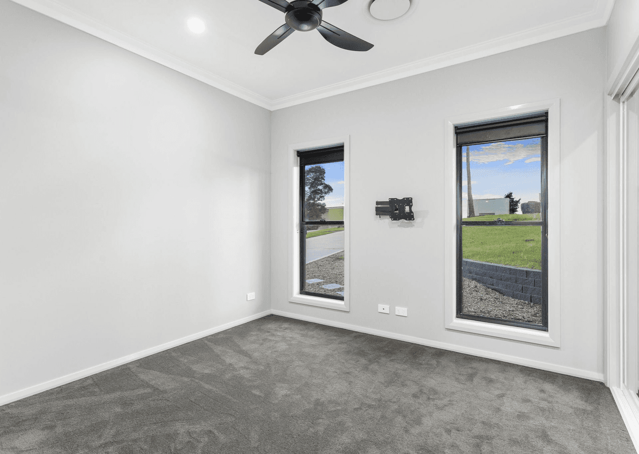 30 Eastern Valley Way, TALLWOODS VILLAGE, NSW 2430