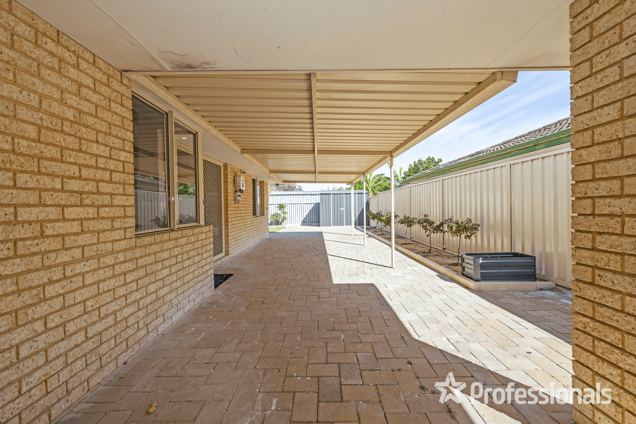 3 Pleasant Mews, MARANGAROO, WA 6064