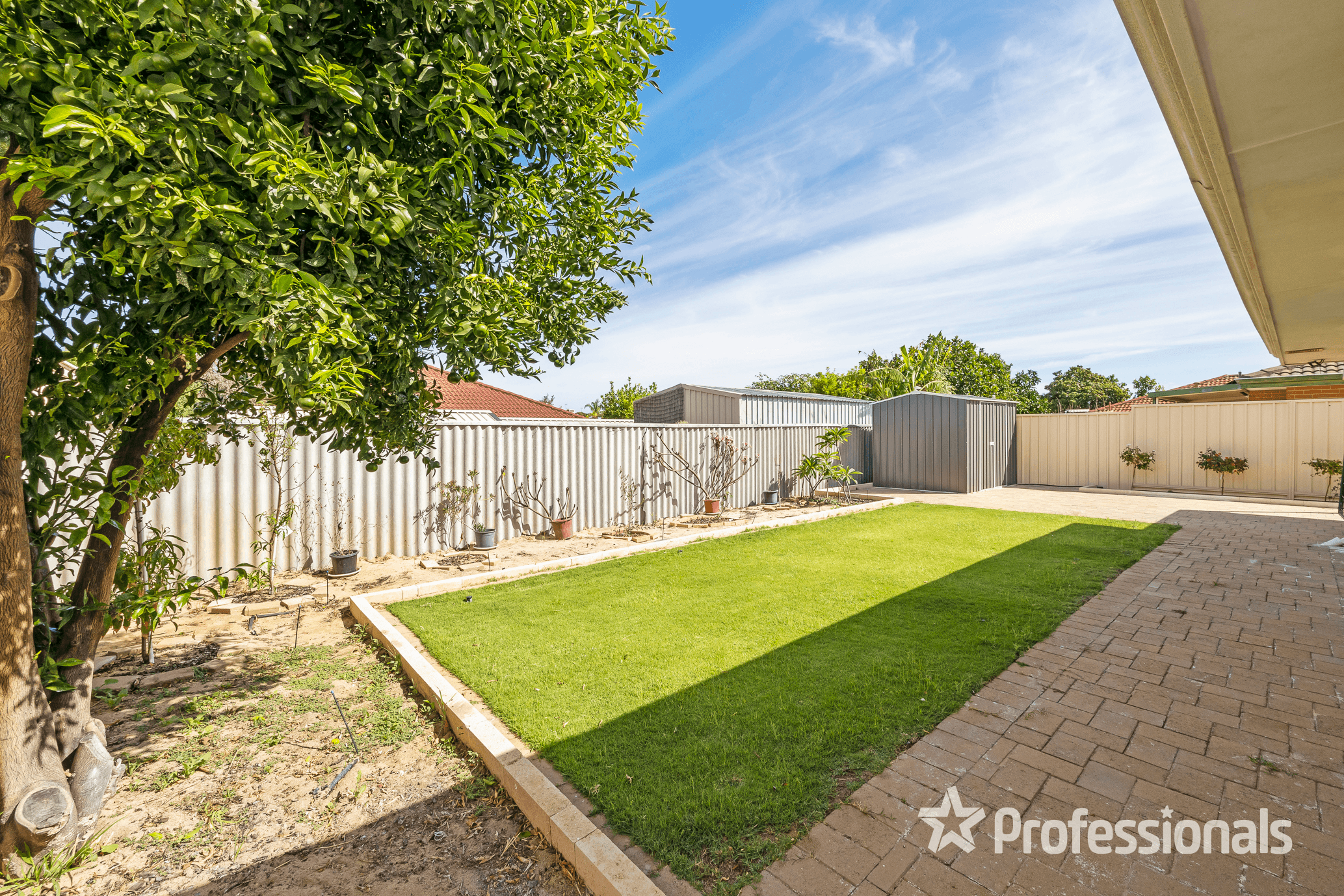 3 Pleasant Mews, MARANGAROO, WA 6064