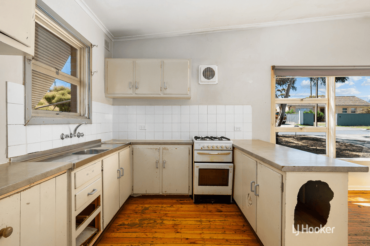 10 Vitana Avenue, INGLE FARM, SA 5098