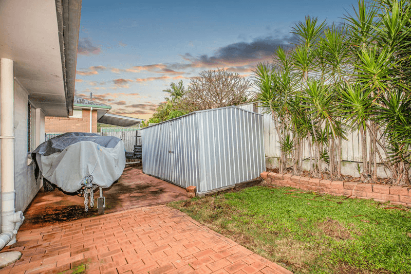 5 Belinda Crescent, SPRINGWOOD, QLD 4127