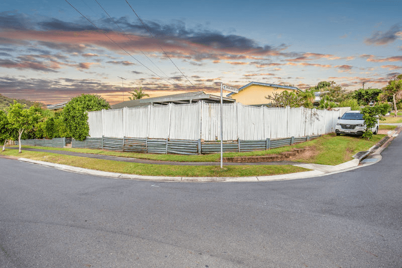 5 Belinda Crescent, SPRINGWOOD, QLD 4127