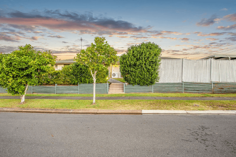 5 Belinda Crescent, SPRINGWOOD, QLD 4127