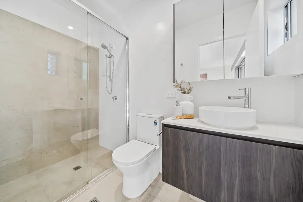 2/18 Howard Street, GAYTHORNE, QLD 4051