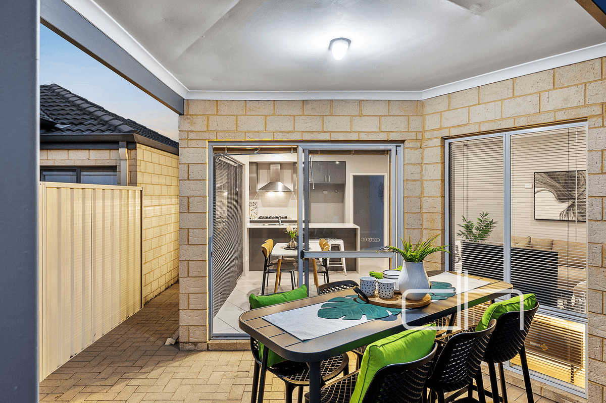 4/1 Esmerelda Pass, Darch, WA 6065