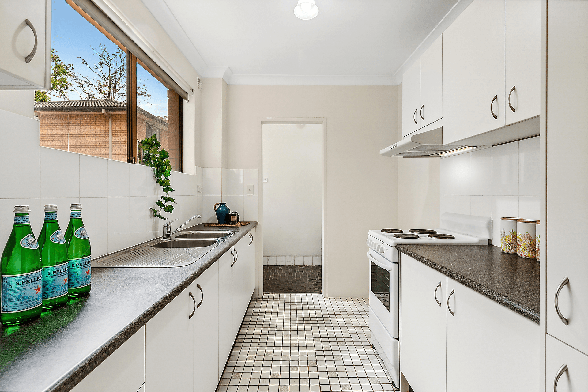 2/16 Central Avenue, Westmead, NSW 2145