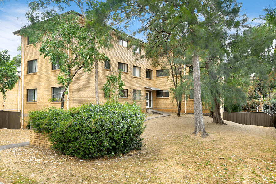 2/16 Central Avenue, Westmead, NSW 2145