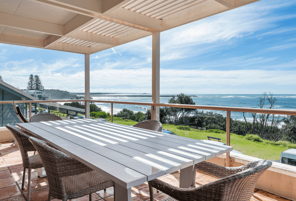 21 OCEAN Street, YAMBA, NSW 2464