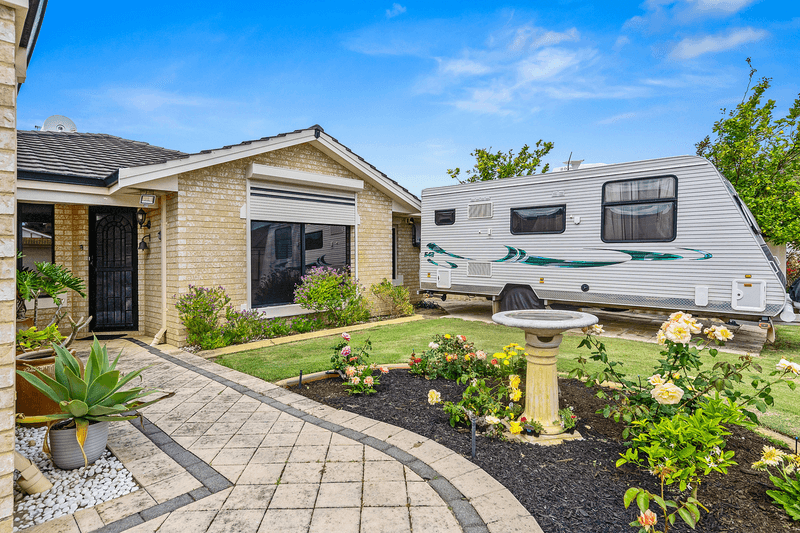 4 Deerina Green, ALEXANDER HEIGHTS, WA 6064