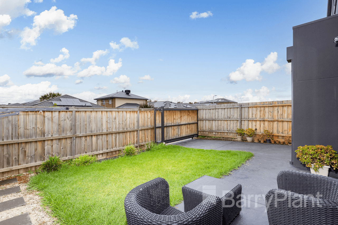 22 Lenox Walk, Point Cook, VIC 3030