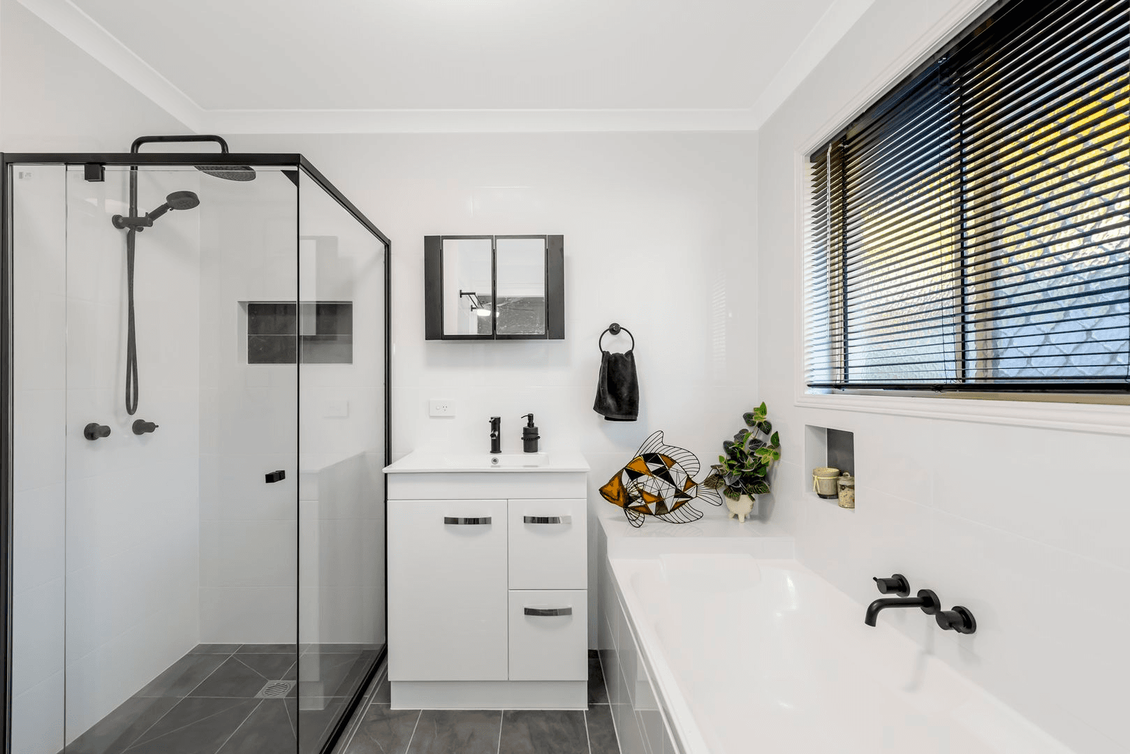 4 Brocket Avenue, UPPER COOMERA, QLD 4209