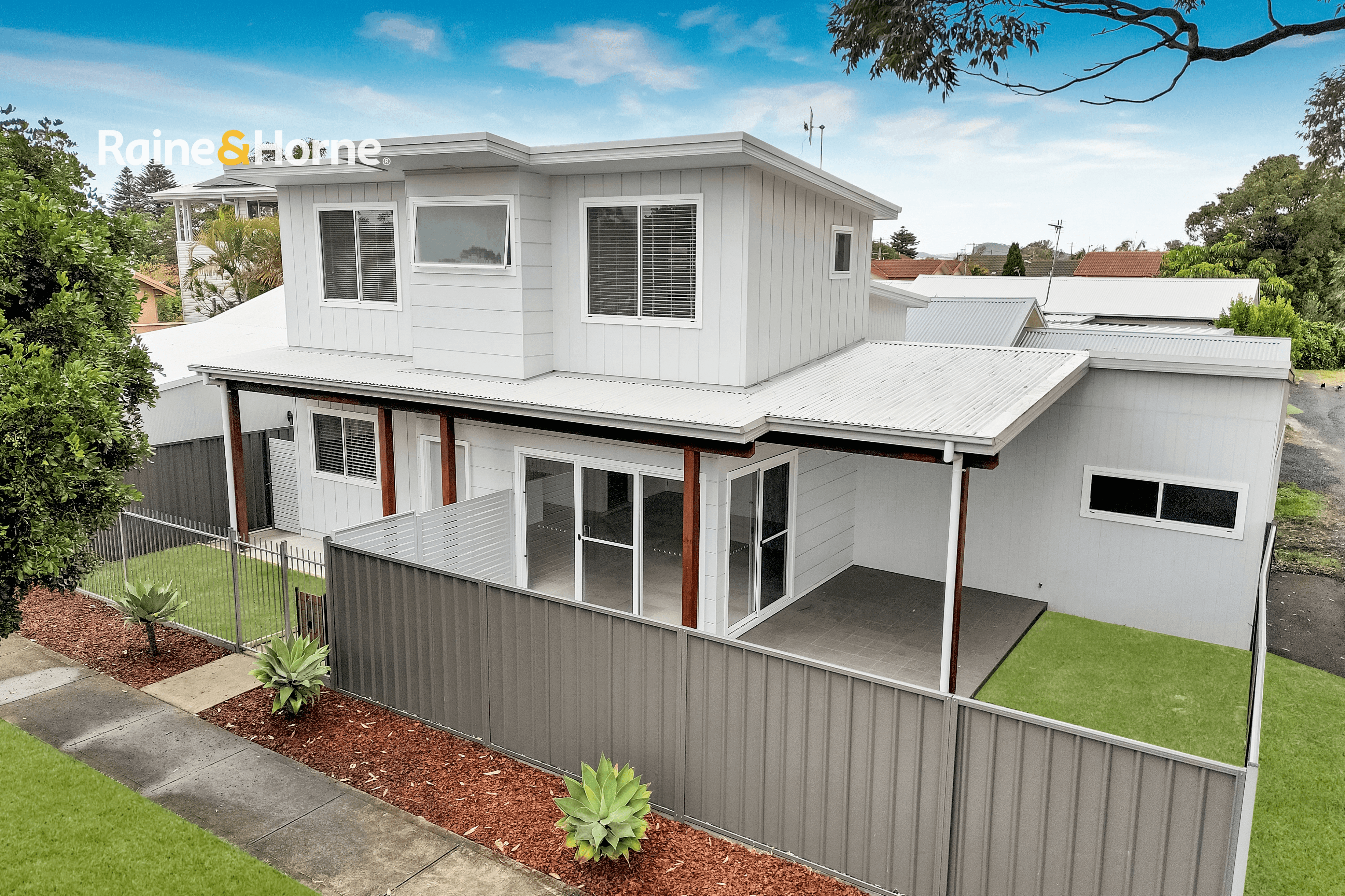 2 Hobart Avenue, UMINA BEACH, NSW 2257