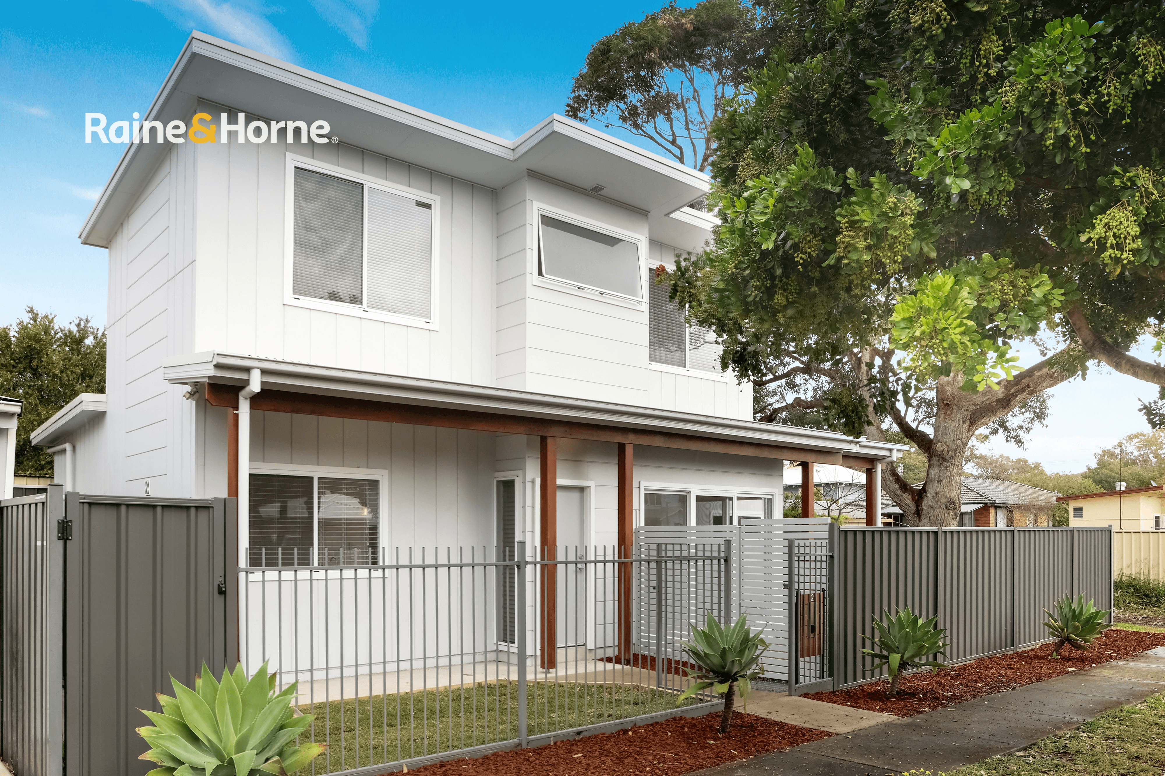 2 Hobart Avenue, UMINA BEACH, NSW 2257