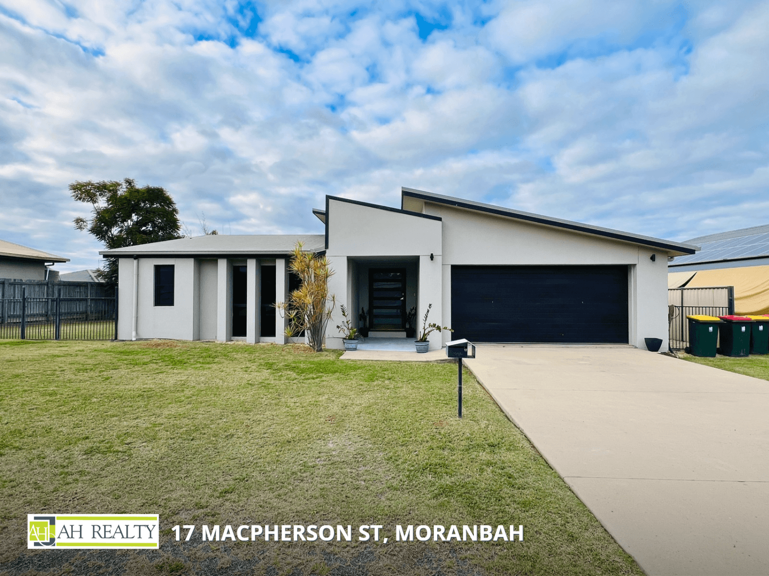 17 Macpherson Street, MORANBAH, QLD 4744