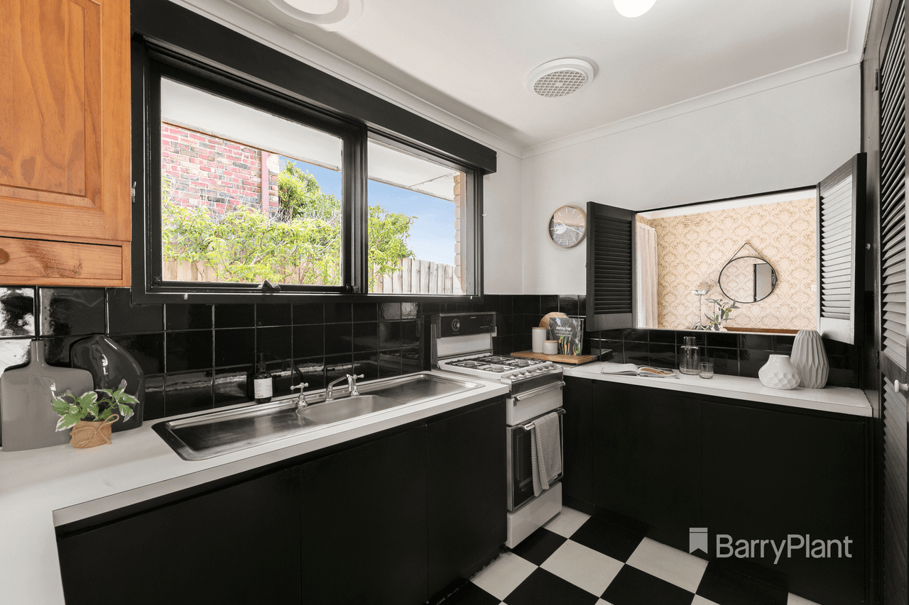 9 Avondale Avenue, Chelsea, VIC 3196