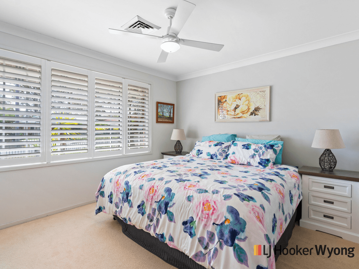 10 Fishburn Crescent, Watanobbi, NSW 2259