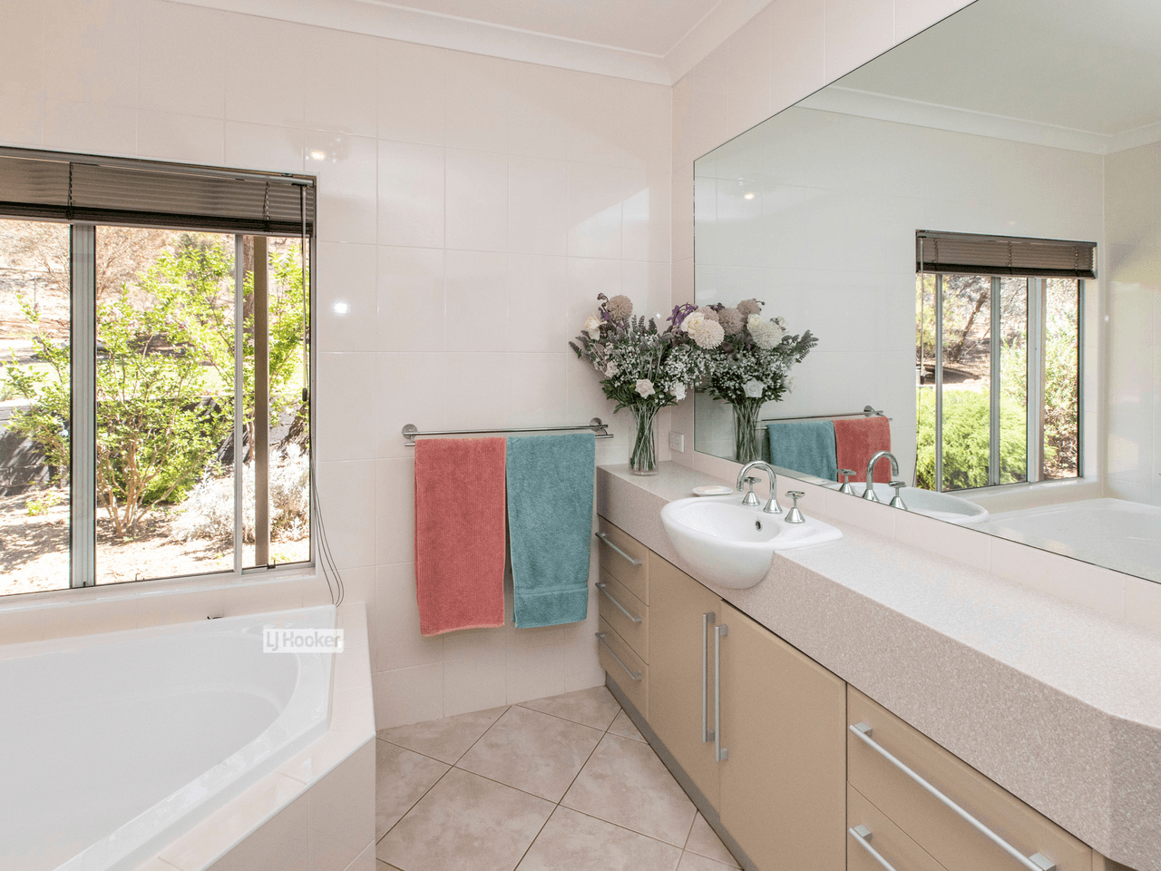 275 Bullen Road, WHITE GUMS, NT 0870