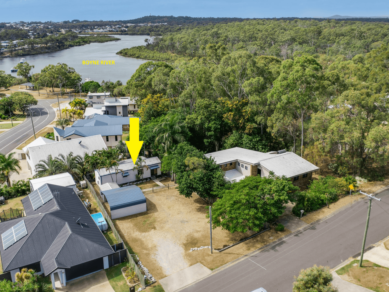 3 Alpine Avenue, BOYNE ISLAND, QLD 4680