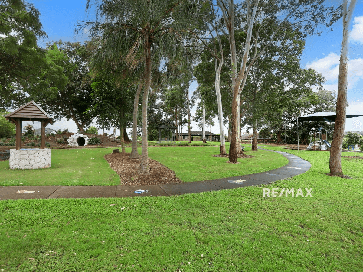 15 Inwood Circuit, MERRIMAC, QLD 4226