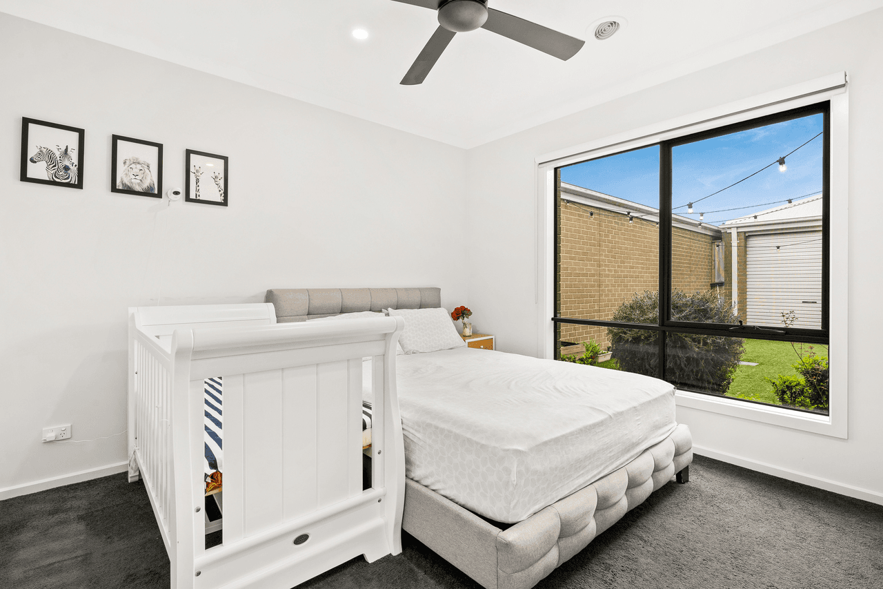 192 Wheelers Park Drive, CRANBOURNE NORTH, VIC 3977