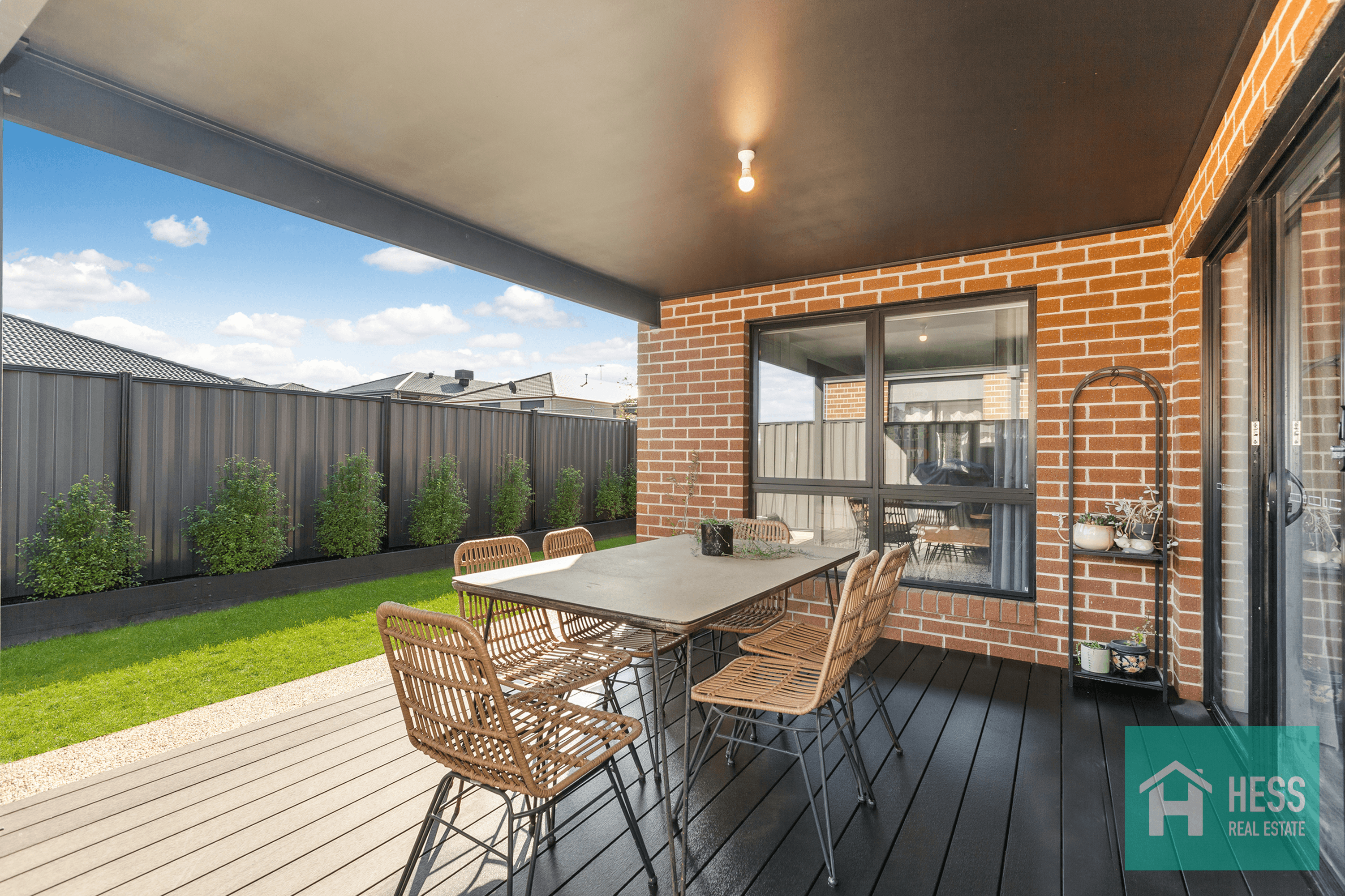 18 Rosella Way, WALLAN, VIC 3756