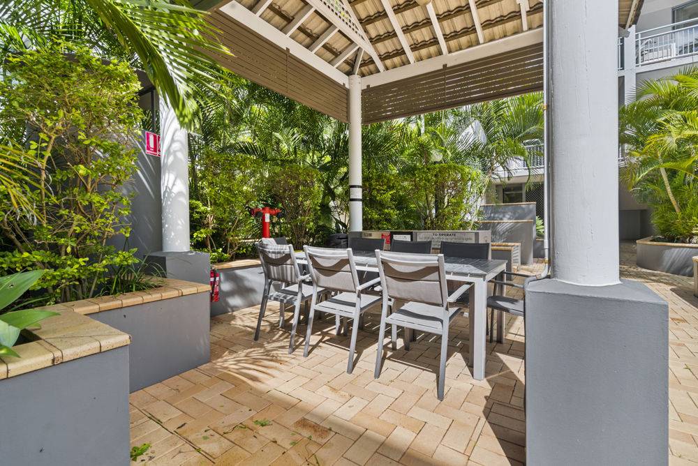 304/92-96 Musgrave Street, COOLANGATTA, QLD 4225