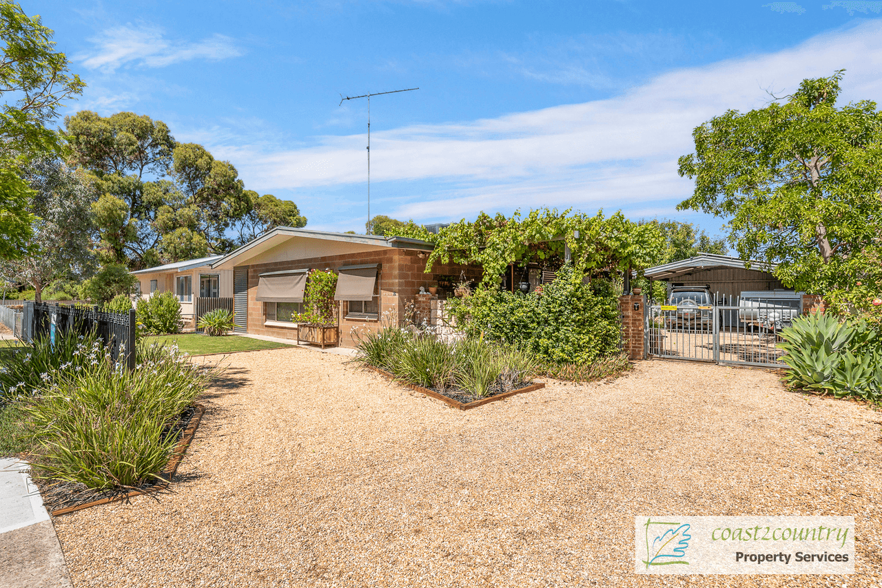 26 Railway Terrace, COONALPYN, SA 5265
