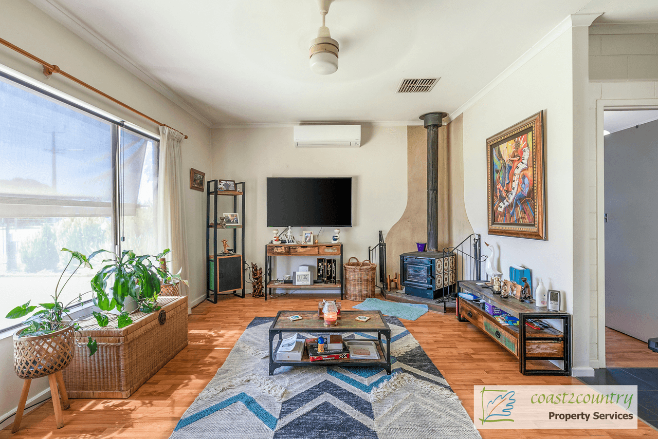 26 Railway Terrace, COONALPYN, SA 5265