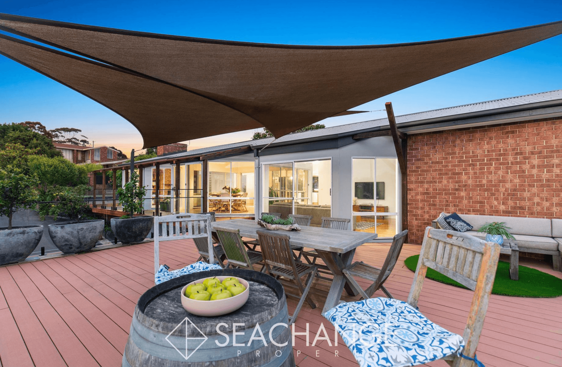 12 Jacaranda Crescent, MORNINGTON, VIC 3931
