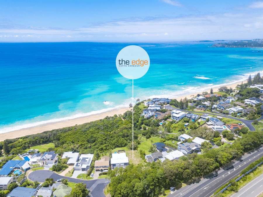 15 Sapphire Crescent, SAPPHIRE BEACH, NSW 2450