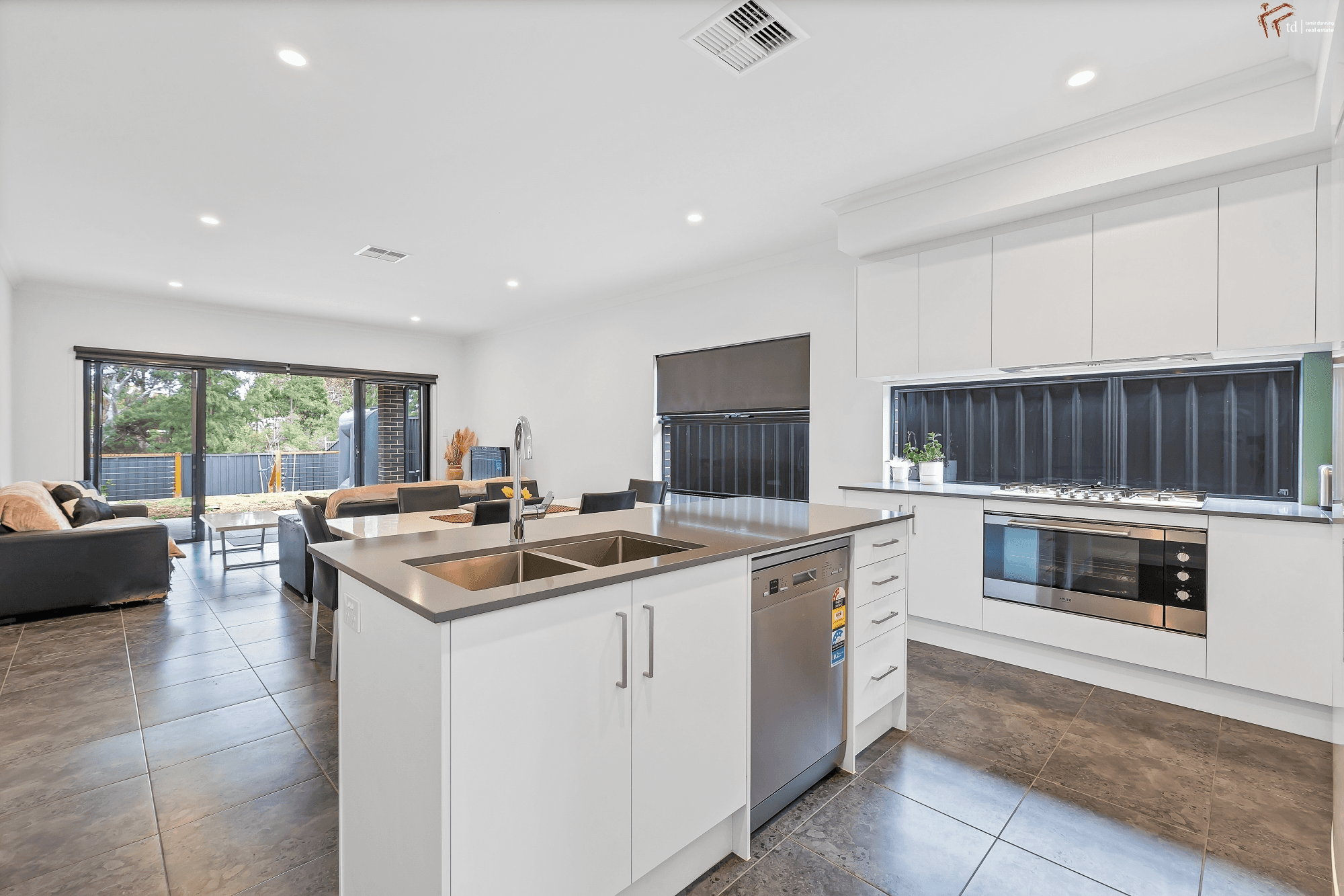 7 Quintal Avenue, MODBURY, SA 5092