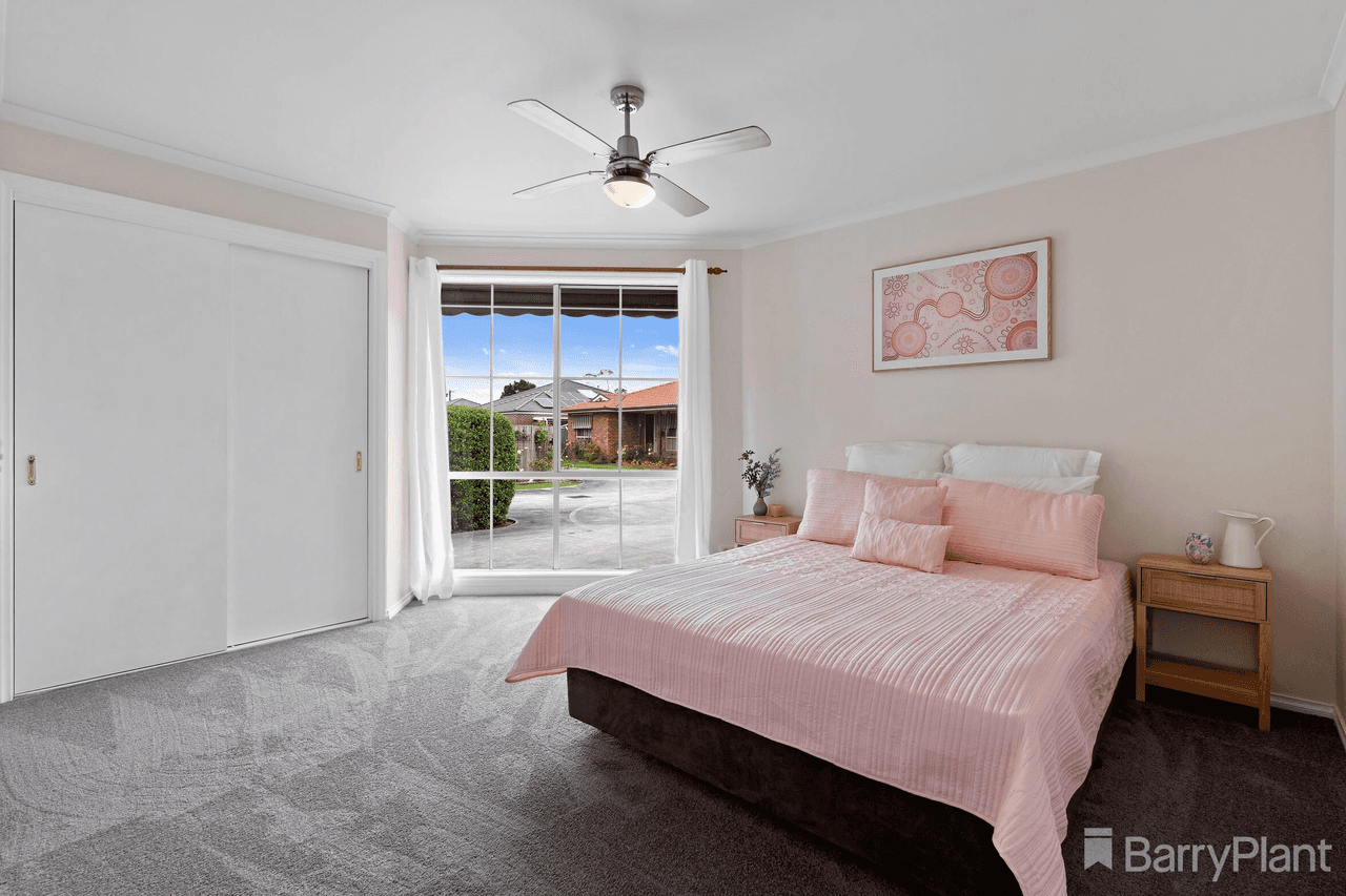 2/12-13 Henty Street, Pakenham, VIC 3810