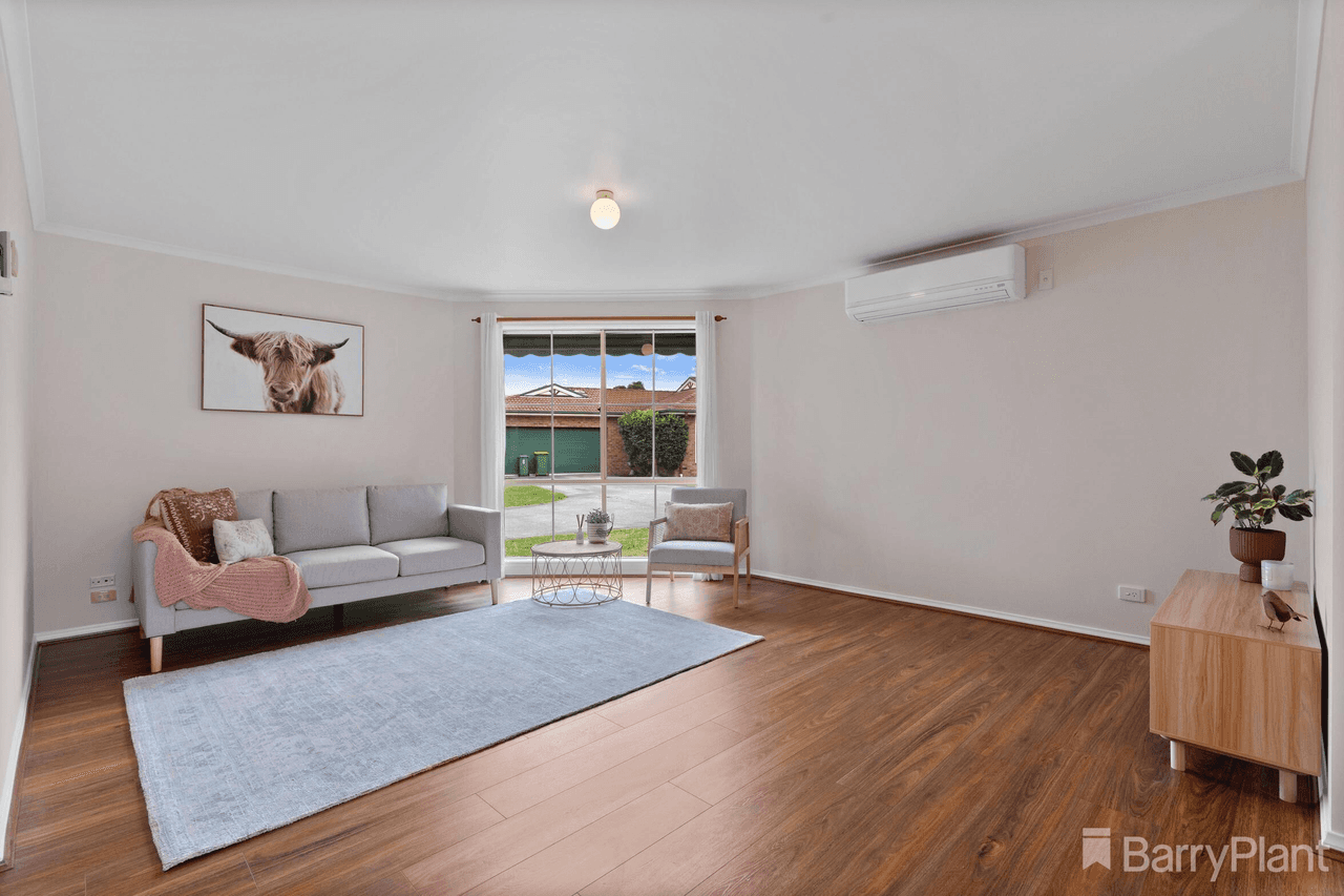 2/12-13 Henty Street, Pakenham, VIC 3810