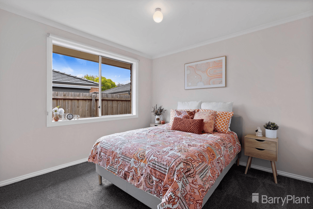 2/12-13 Henty Street, Pakenham, VIC 3810