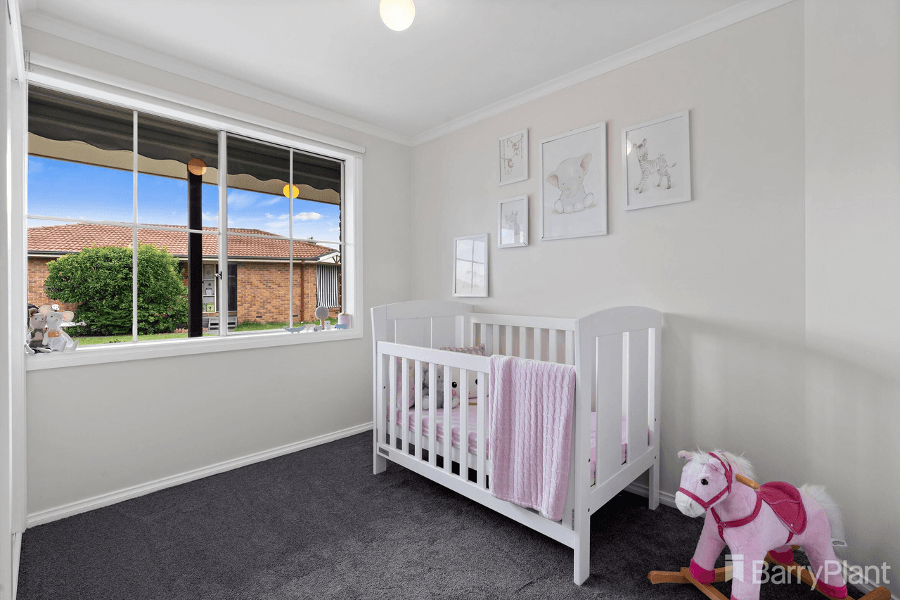 2/12-13 Henty Street, Pakenham, VIC 3810