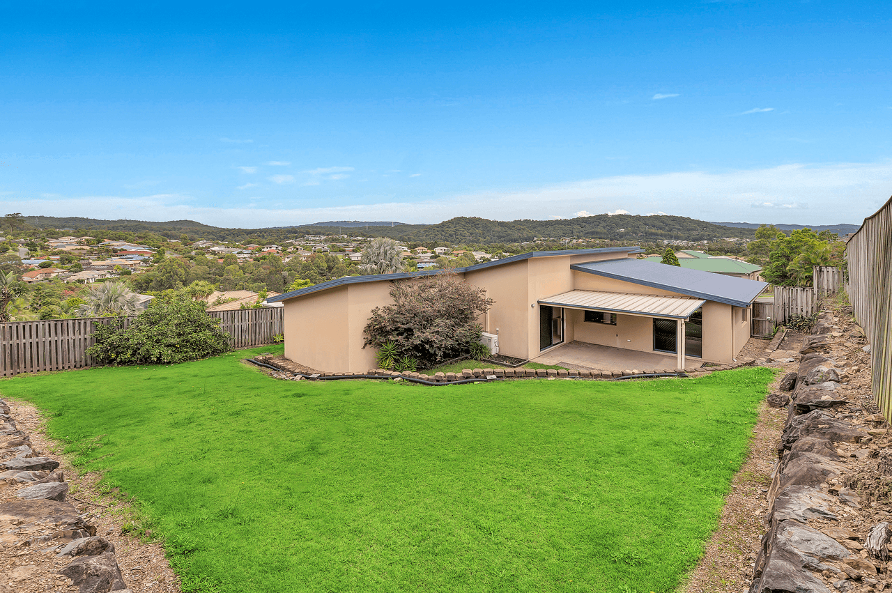 13 Angourie Crescent, PACIFIC PINES, QLD 4211