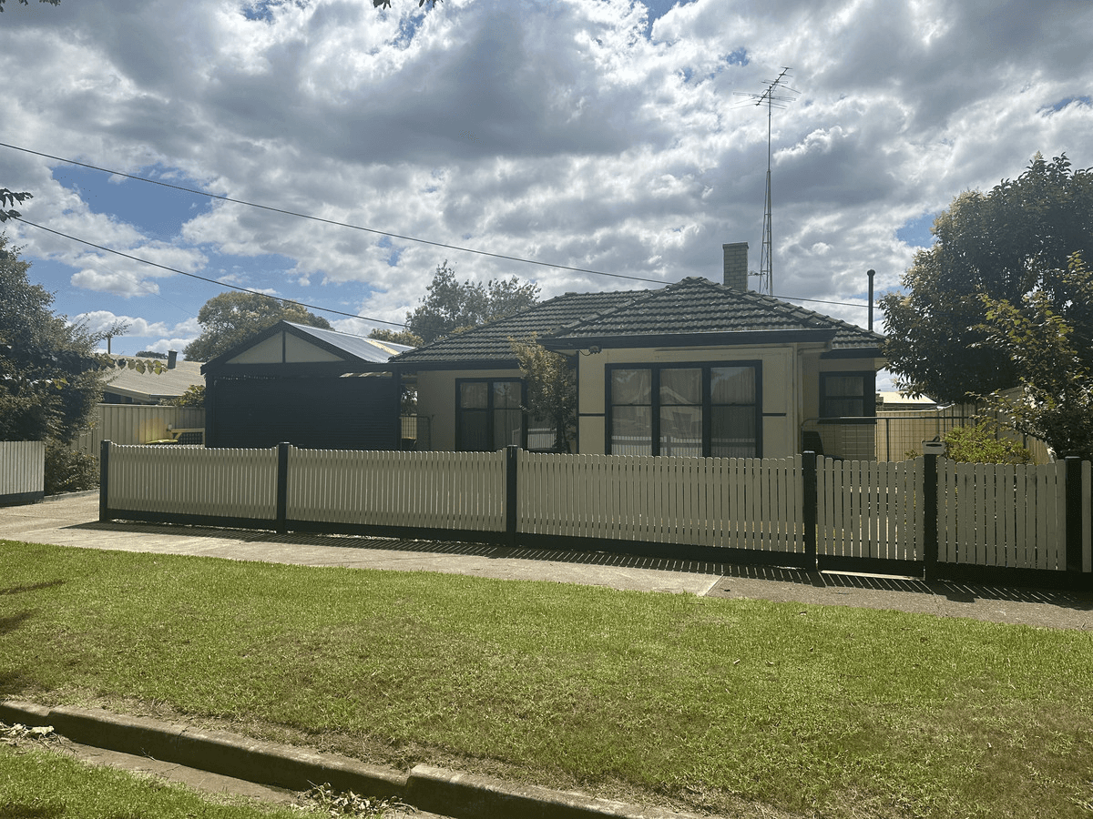 5 McMillan Street, MAFFRA, VIC 3860