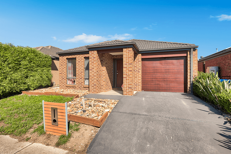 9 Rhinelander Close, CLYDE NORTH, VIC 3978